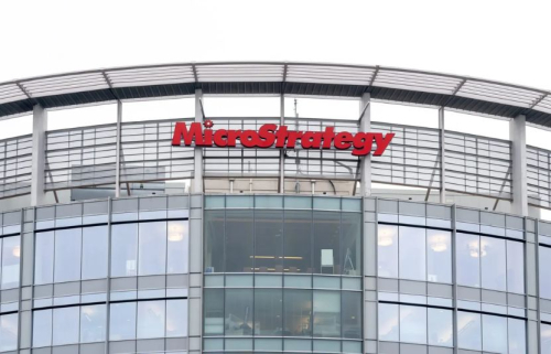 Cổ phiếu MicroStrategy tăng 3,3% trước kỳ tái cân bằng Nasdaq 100